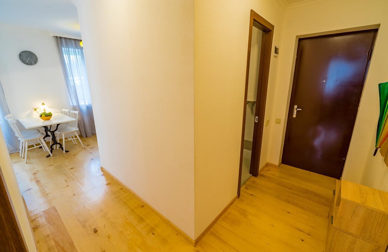 Svaneti Apartment Mestia Luaran gambar