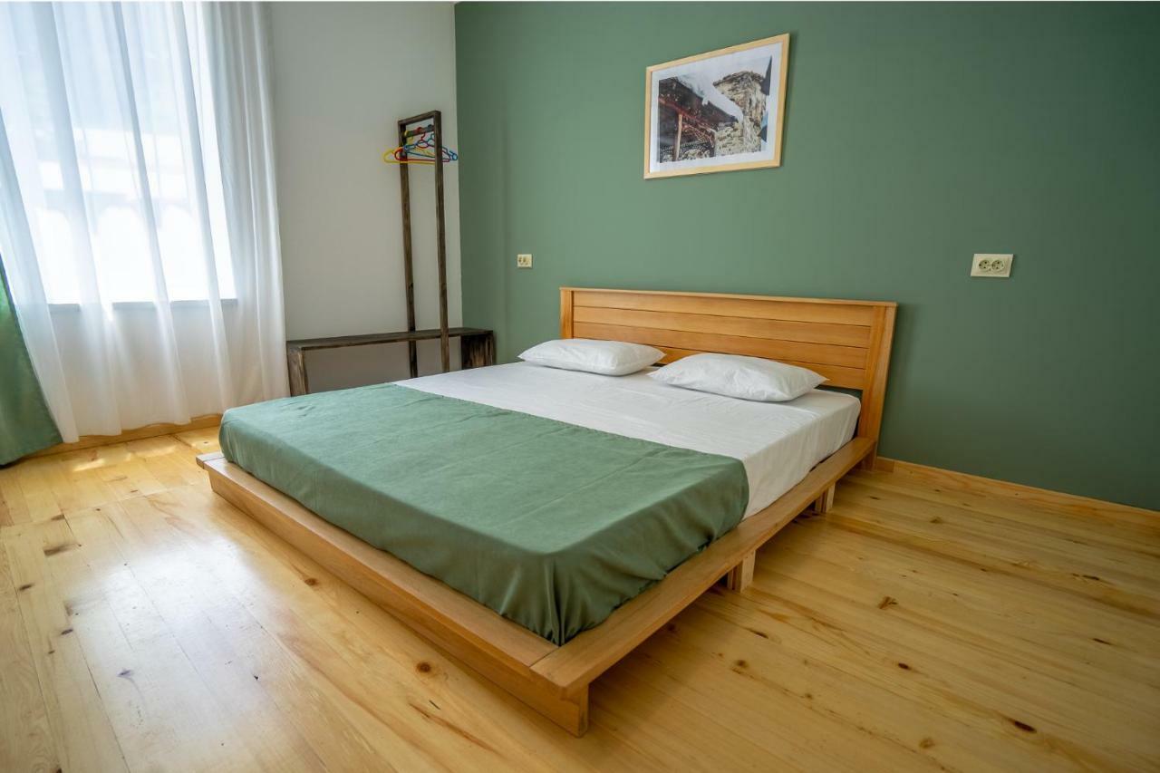 Svaneti Apartment Mestia Luaran gambar